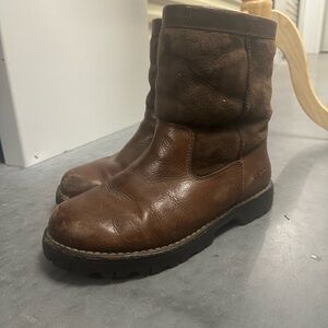 UGG Beacon Brown Leather Men’s Boots